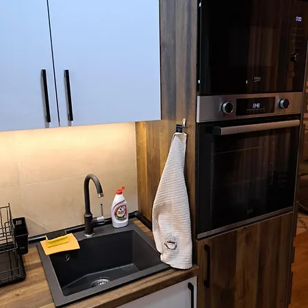 Lux Dunja I Jovana *