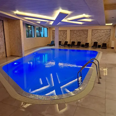 Lux Dunja I Jovana *