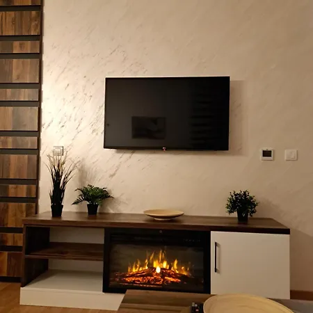 Lux Dunja I Jovana *